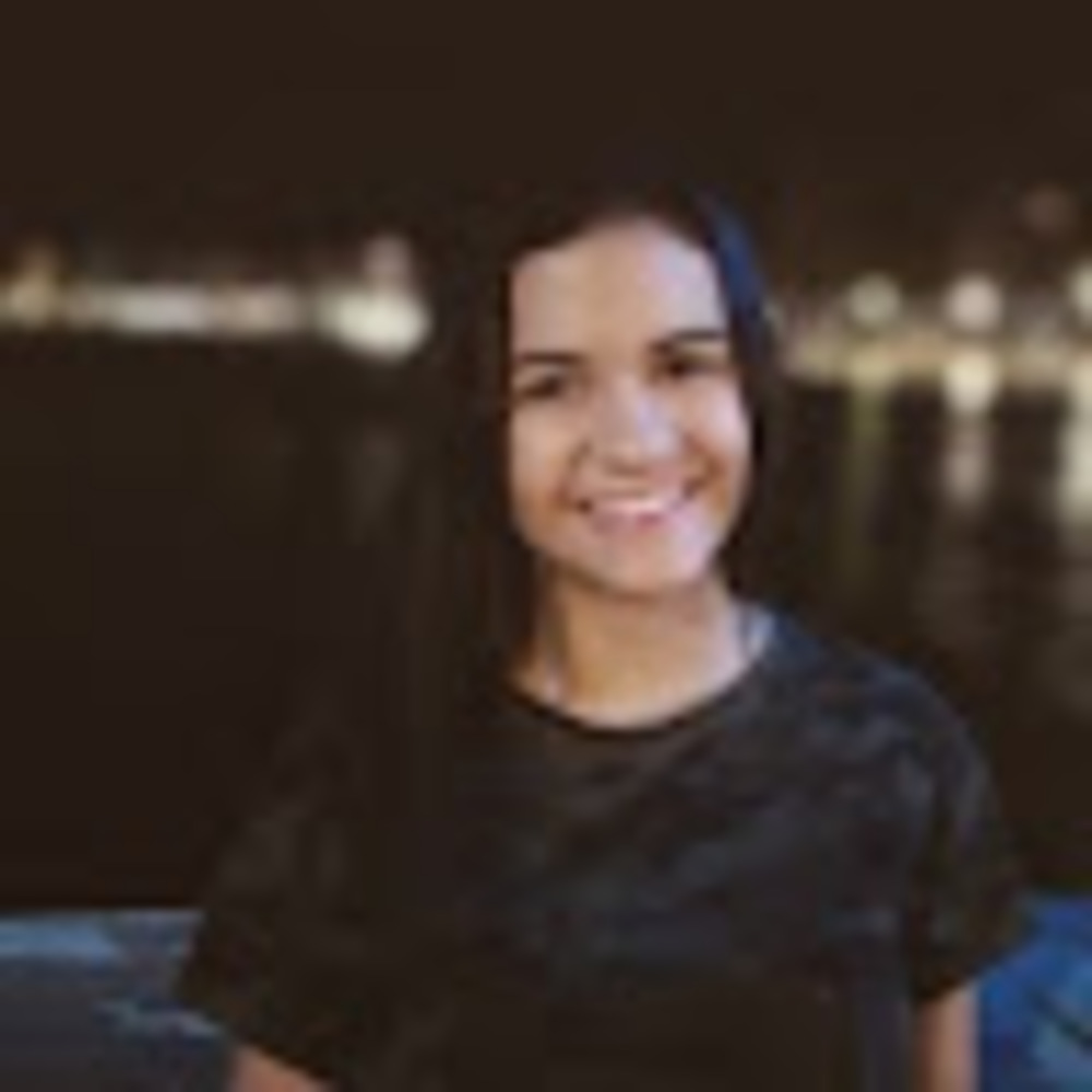 Meet your Posher, Iara